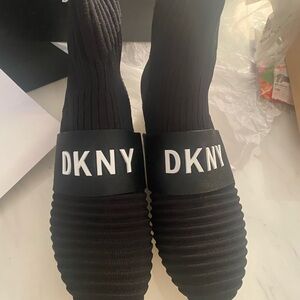 Sold Women's Dkny Shoes Dkny Sock Sneakers
